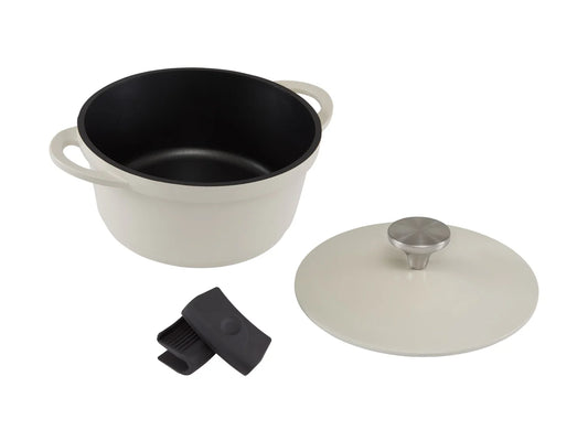 Maxwell and Williams Cast Lite Non-Stick Casserole 20cm / 2.4L Ecru Gift Boxed