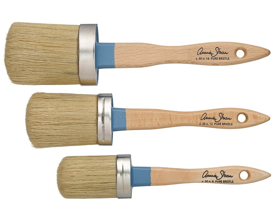 Annie Sloan Brush - Small Bristle Brush #8