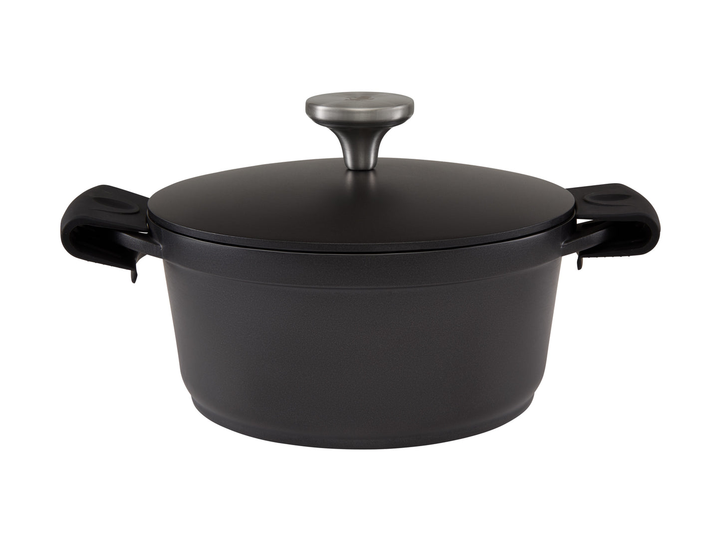 Maxwell and Williams Cast Lite Non-Stick Casserole 20cm / 2.4L Black Gift Boxed