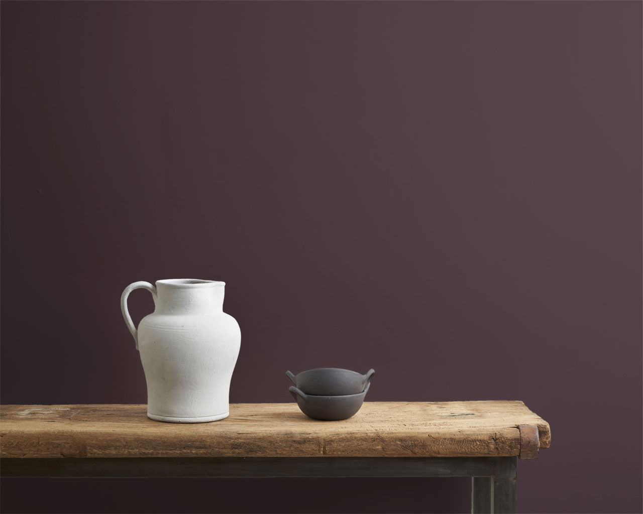Wall Paint by Annie Sloan Tyrian Plum - 120ml/2.5 Litre
