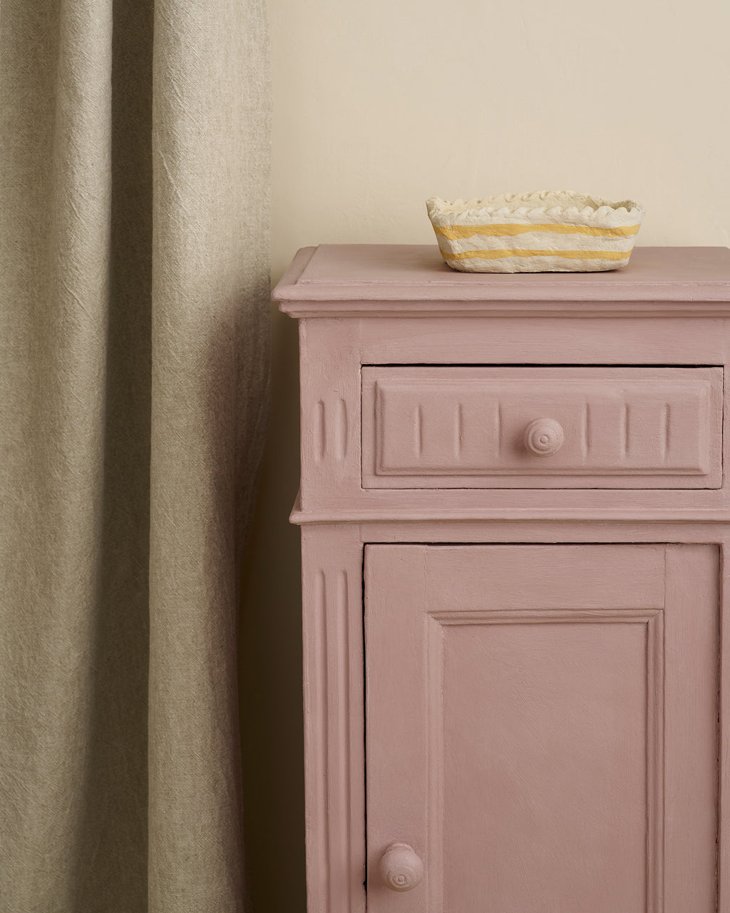 Chalk Paint by Annie Sloan Jaipur Pink