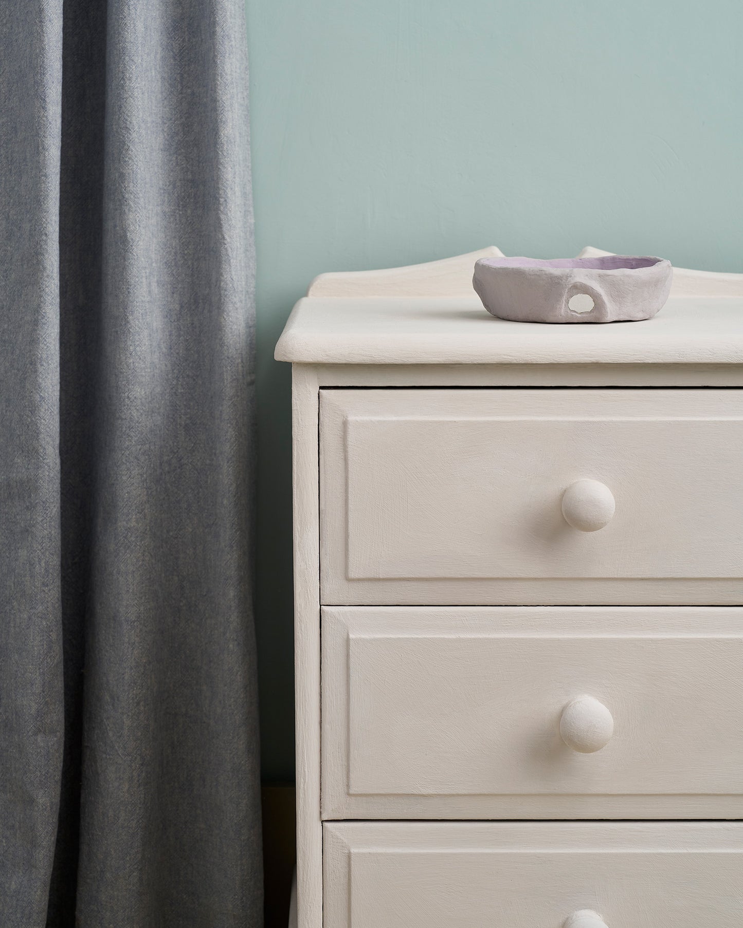 Chalk Paint by Annie Sloan Rococo White