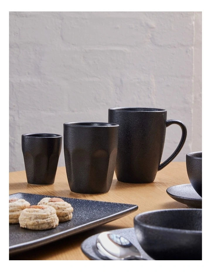 Maxwell and Williams Caviar Latte Cup