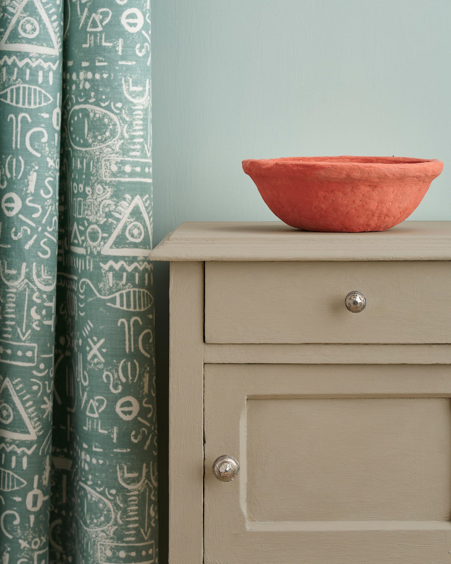 Chalk Paint by Annie Sloan Country Grey 120ml/1 litre