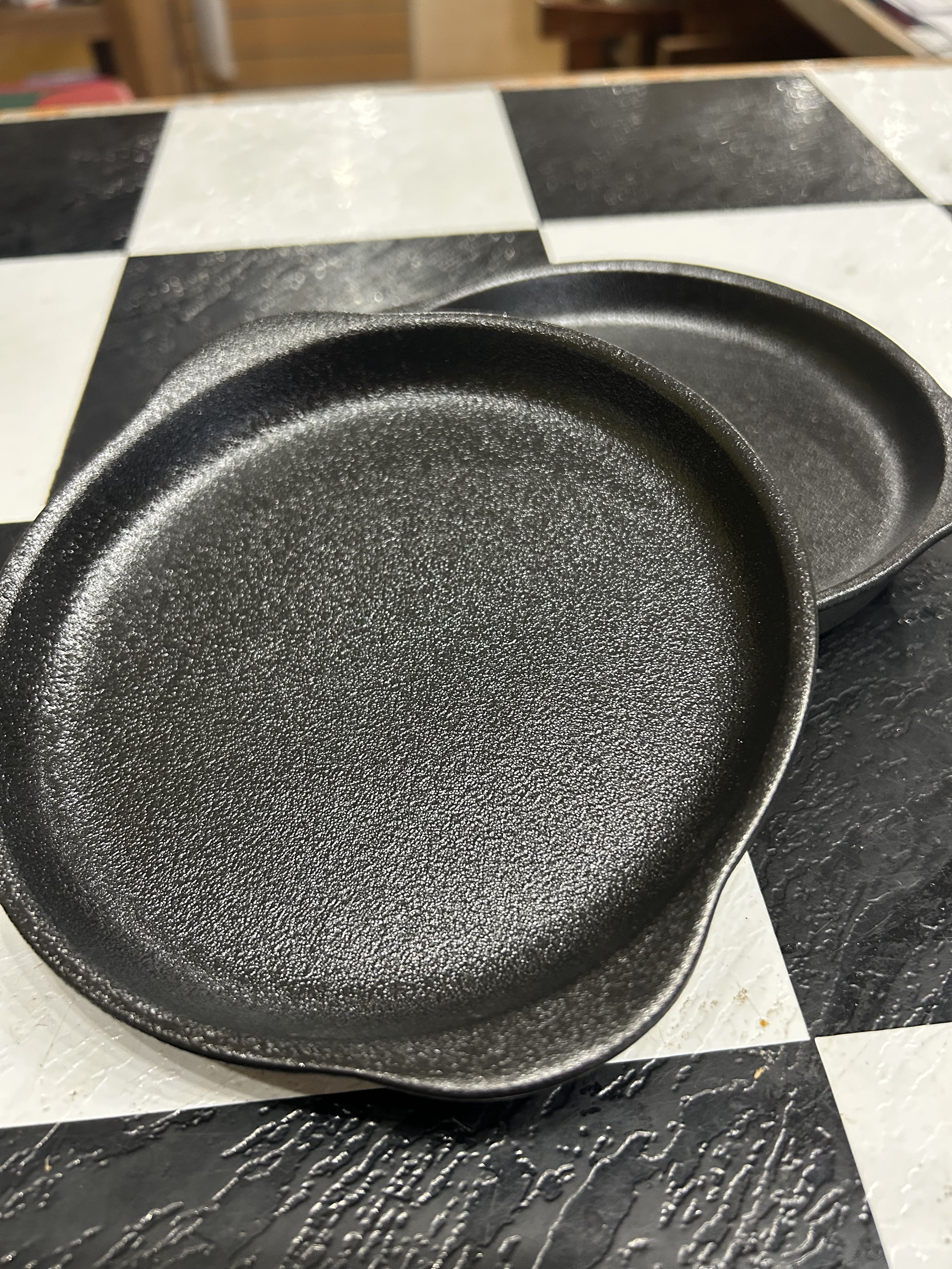 Maxwell and Williams Caviar Tapas plate 15cm