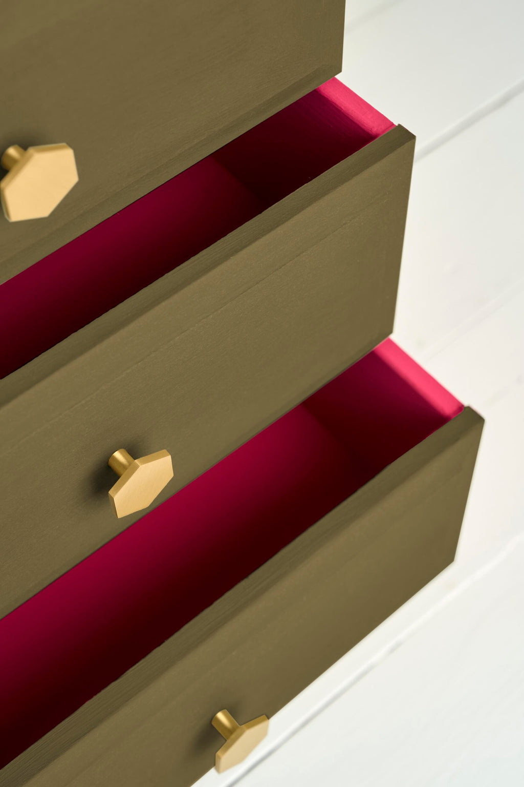 Chalk Paint by Annie Sloan Olive 120ml/1 litre