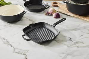 Maxwell and Williams Cast Iron Grill pan Black 26cm Gift Boxed