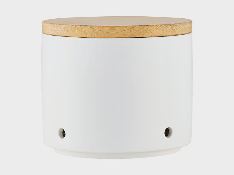 Maxwell and Williams White Basics Garlic Pot