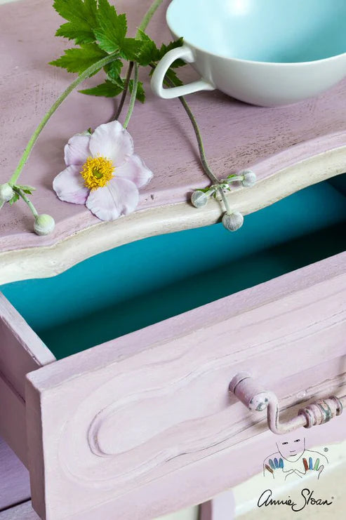Chalk Paint by Annie Sloan Henrietta 120ml/1 litre