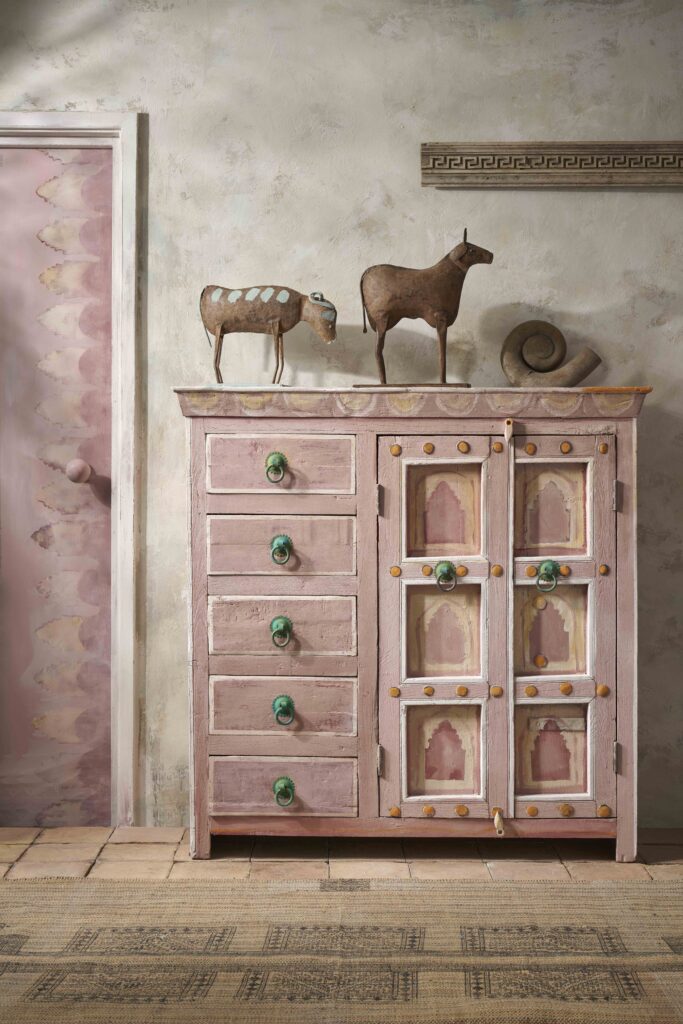 Chalk Paint by Annie Sloan Jaipur Pink