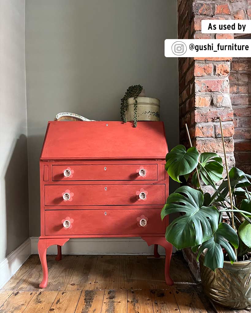Chalk Paint by Annie Sloan Paprika Red 120ml/1 litre