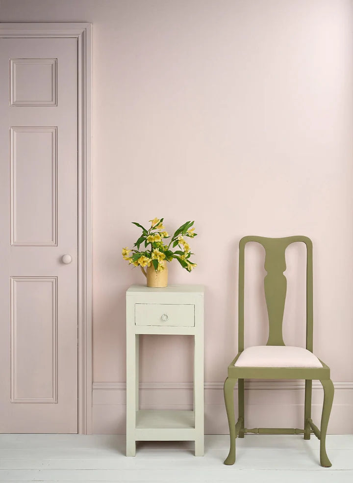 Wall Paint by Annie Sloan Pointe Silk - 120ml/2.5 Litre