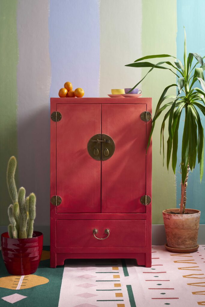 Chalk Paint by Annie Sloan Sandlewood Red