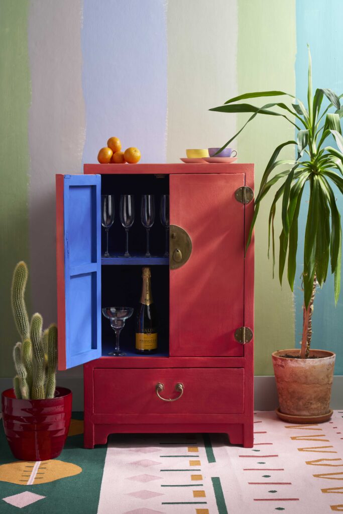 Chalk Paint by Annie Sloan Sandlewood Red