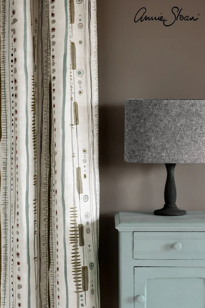 Chalk Paint by Annie Sloan Svenska Blue 120ml/1 litre