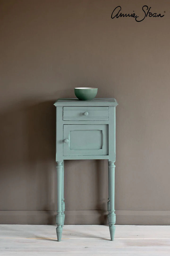 Chalk Paint by Annie Sloan Svenska Blue 120ml/1 litre