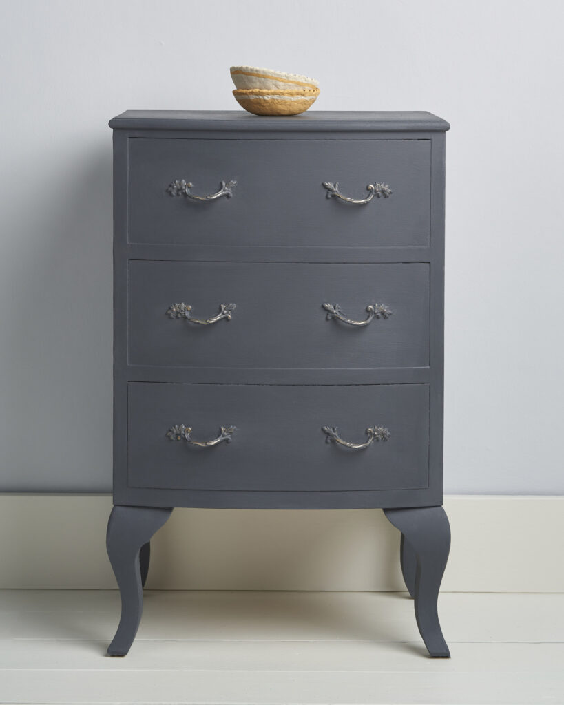 Chalk Paint by Annie Sloan Whistler Grey 120ml/1Litre